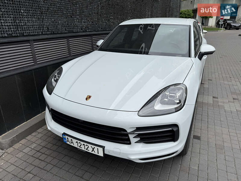 Позашляховик / Кросовер Porsche Cayenne 2018 в Києві