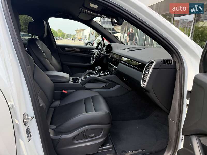 Внедорожник / Кроссовер Porsche Cayenne 2022 в Днепре фото 19 Внедорожник / Кроссовер Porsche Cayenne 2022 в Днепре