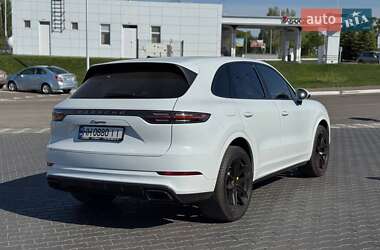 Позашляховик / Кросовер Porsche Cayenne 2020 в 