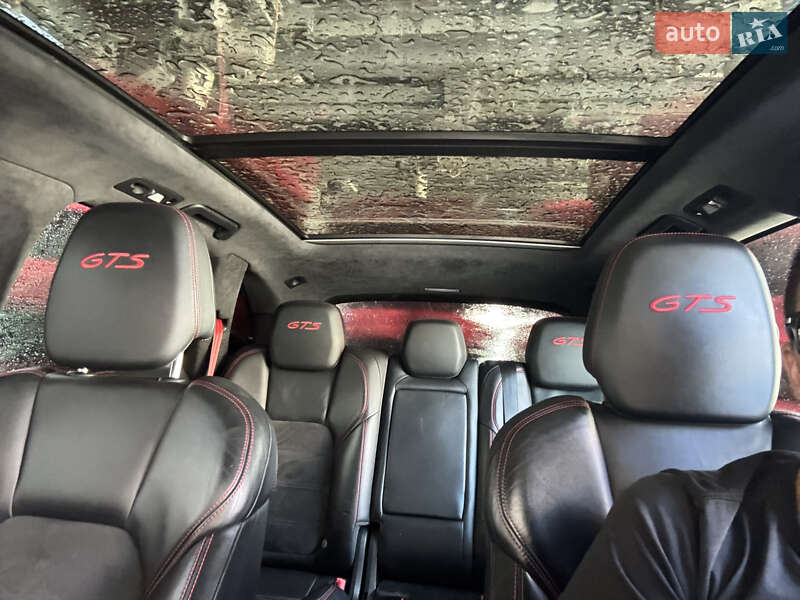 Внедорожник / Кроссовер Porsche Cayenne 2013 в Львове