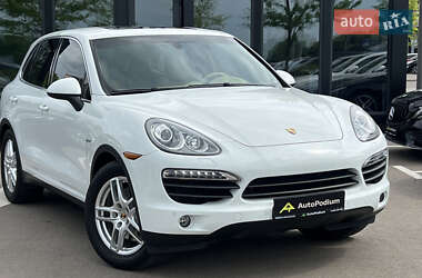 Внедорожник / Кроссовер Porsche Cayenne 2014 в 