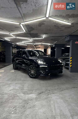 Porsche Cayenne 2015