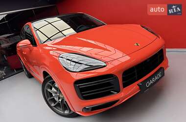 Внедорожник / Кроссовер Porsche Cayenne 2019 в 