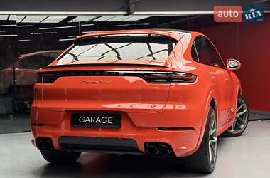 Внедорожник / Кроссовер Porsche Cayenne 2019 в 