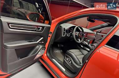 Внедорожник / Кроссовер Porsche Cayenne 2019 в 