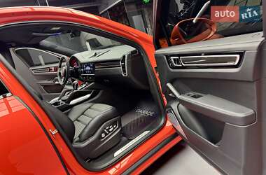 Внедорожник / Кроссовер Porsche Cayenne 2019 в 