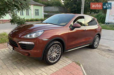 Внедорожник / Кроссовер Porsche Cayenne 2011 в 
