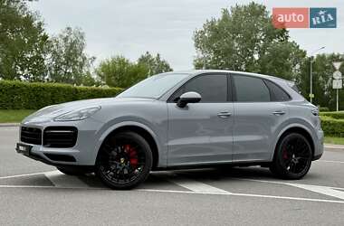 Позашляховик / Кросовер Porsche Cayenne 2018 в 