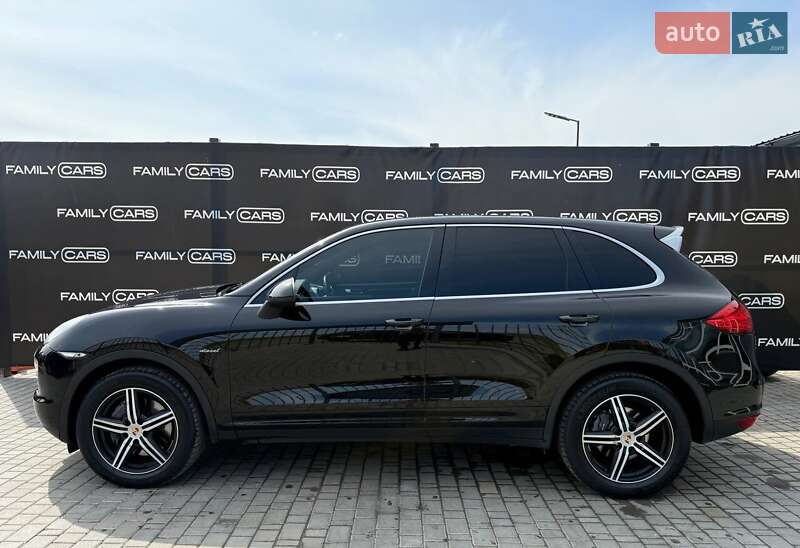 Позашляховик / Кросовер Porsche Cayenne 2013 в Одесі