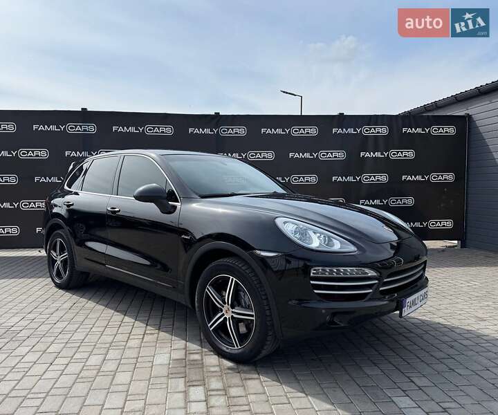 Позашляховик / Кросовер Porsche Cayenne 2013 в Одесі
