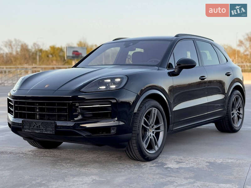 Внедорожник / Кроссовер Porsche Cayenne 2023 в Киеве