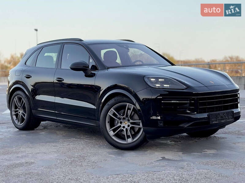 Внедорожник / Кроссовер Porsche Cayenne 2023 в Киеве