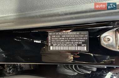 Внедорожник / Кроссовер Porsche Cayenne 2013 в 