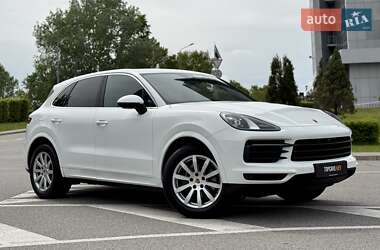 Внедорожник / Кроссовер Porsche Cayenne 2020 в 
