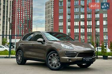 Porsche Cayenne 2012 Porsche Cayenne 2012