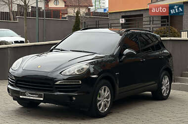 Внедорожник / Кроссовер Porsche Cayenne 2011 в 