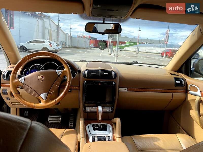 Позашляховик / Кросовер Porsche Cayenne 2006 в Києві