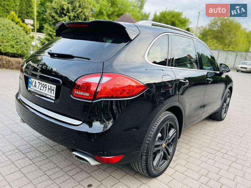 Позашляховик / Кросовер Porsche Cayenne 2010 в Хмельницькому