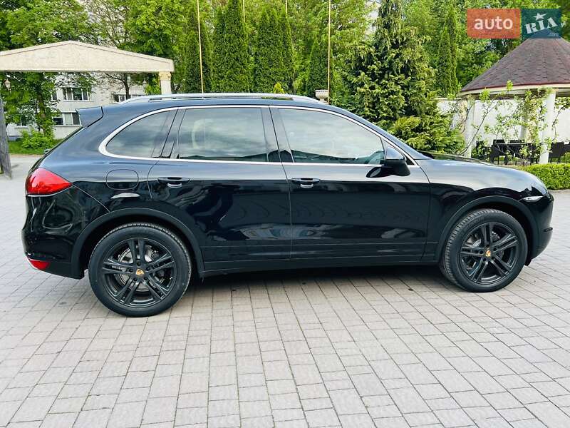 Позашляховик / Кросовер Porsche Cayenne 2010 в Хмельницькому