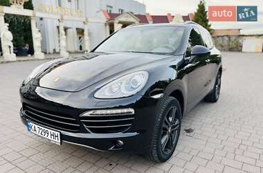 Внедорожник / Кроссовер Porsche Cayenne 2010 в 