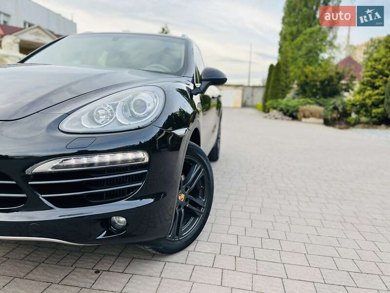 Позашляховик / Кросовер Porsche Cayenne 2010 в Хмельницькому