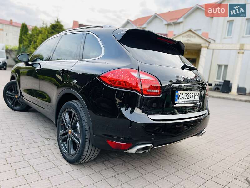 Позашляховик / Кросовер Porsche Cayenne 2010 в Хмельницькому