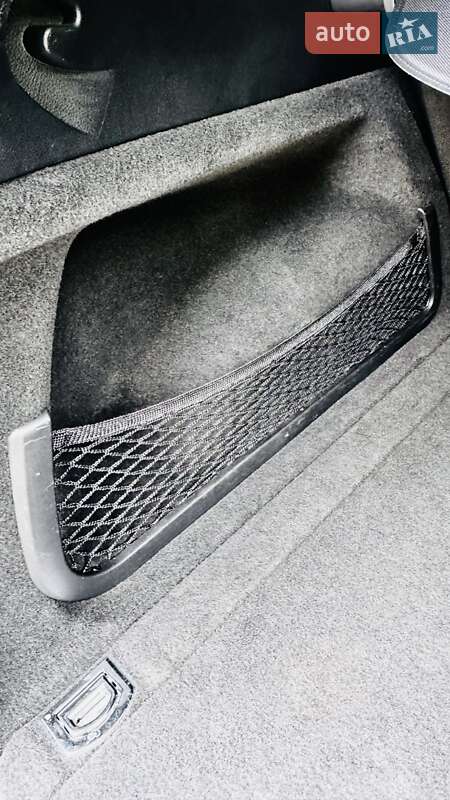 Внедорожник / Кроссовер Porsche Cayenne 2010 в Киеве