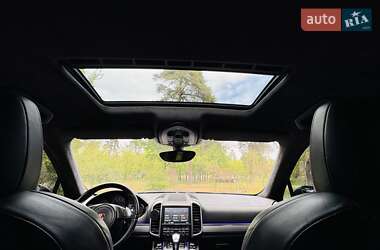 Позашляховик / Кросовер Porsche Cayenne 2010 в 