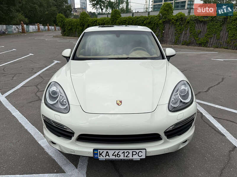 Внедорожник / Кроссовер Porsche Cayenne 2010 в Днепре