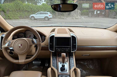 Позашляховик / Кросовер Porsche Cayenne 2010 в 