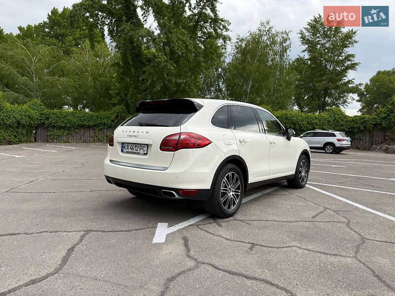 Внедорожник / Кроссовер Porsche Cayenne 2010 в Днепре