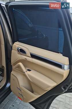 Позашляховик / Кросовер Porsche Cayenne 2014 в 