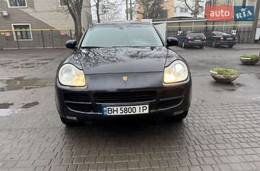 Позашляховик / Кросовер Porsche Cayenne 2004 в 