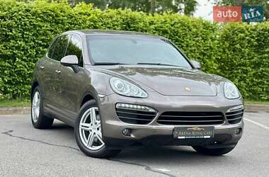 Внедорожник / Кроссовер Porsche Cayenne 2011 в 