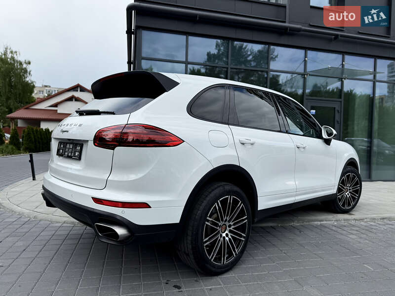Позашляховик / Кросовер Porsche Cayenne 2015 в Львові фото 14 Позашляховик / Кросовер Porsche Cayenne 2015 в Львові