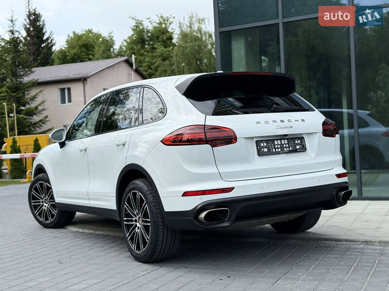 Позашляховик / Кросовер Porsche Cayenne 2015 в Львові фото 20 Позашляховик / Кросовер Porsche Cayenne 2015 в Львові