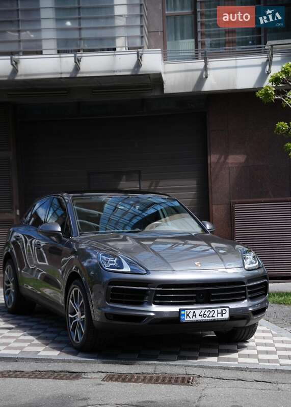 Внедорожник / Кроссовер Porsche Cayenne 2020 в 