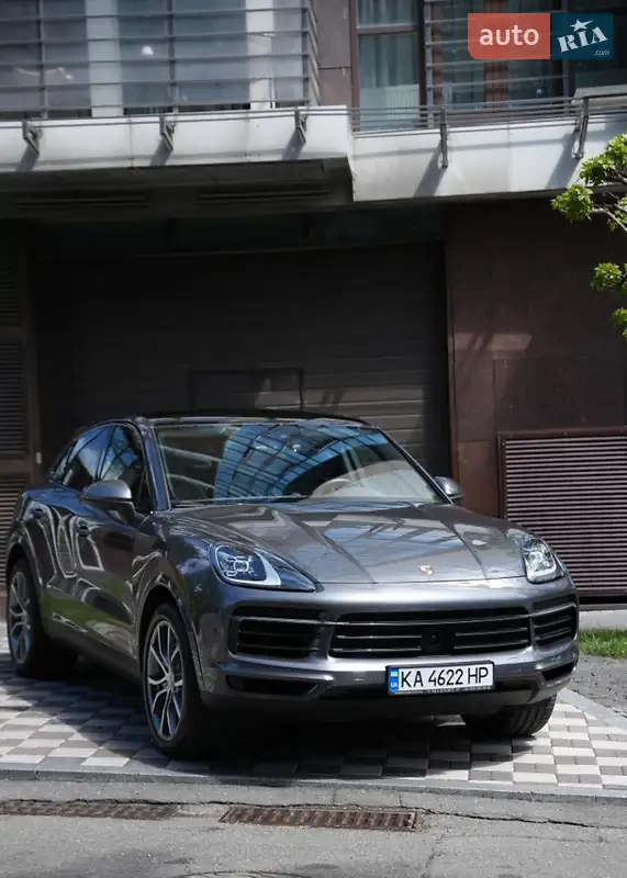 Внедорожник / Кроссовер Porsche Cayenne 2020 в 