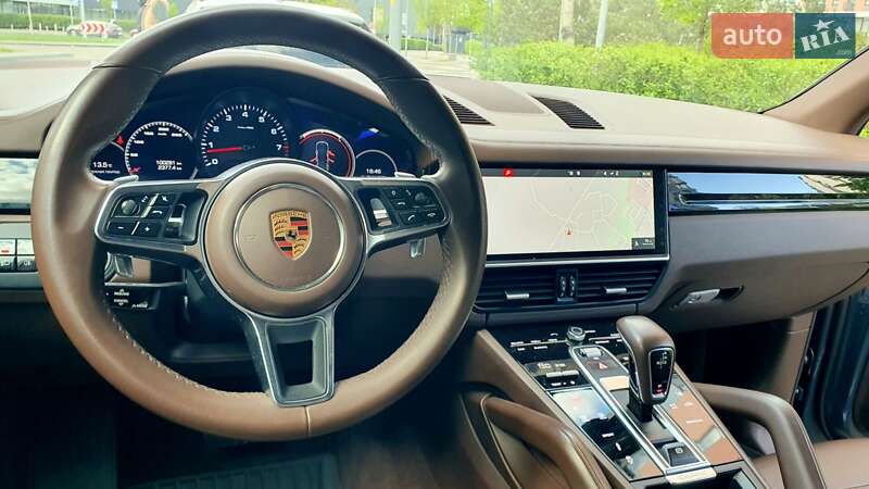 Внедорожник / Кроссовер Porsche Cayenne 2019 в Киеве