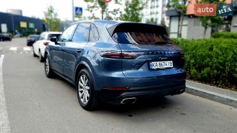 Внедорожник / Кроссовер Porsche Cayenne 2019 в Киеве