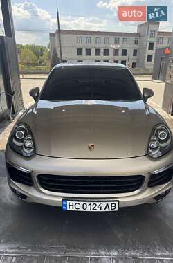 Porsche Cayenne 2015 Porsche Cayenne 2015