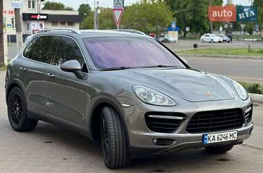 Внедорожник / Кроссовер Porsche Cayenne 2010 в 