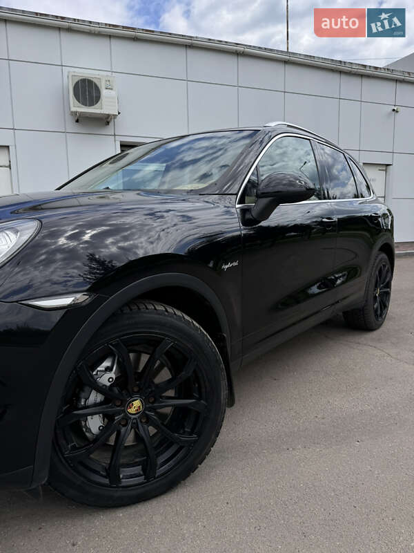 Позашляховик / Кросовер Porsche Cayenne 2010 в Коломиї