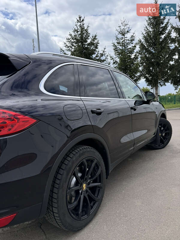 Позашляховик / Кросовер Porsche Cayenne 2010 в Коломиї
