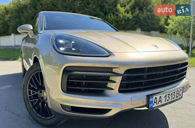 Внедорожник / Кроссовер Porsche Cayenne 2018 в 