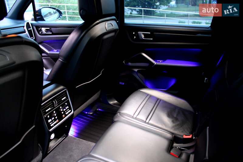 Внедорожник / Кроссовер Porsche Cayenne 2020 в Хмельницком фото 55 Внедорожник / Кроссовер Porsche Cayenne 2020 в Хмельницком