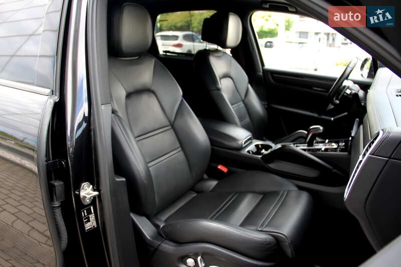 Внедорожник / Кроссовер Porsche Cayenne 2020 в Хмельницком фото 144 Внедорожник / Кроссовер Porsche Cayenne 2020 в Хмельницком