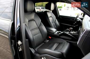 Позашляховик / Кросовер Porsche Cayenne 2020 в 