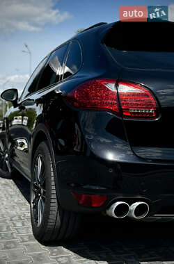 Позашляховик / Кросовер Porsche Cayenne 2011 в Дніпрі