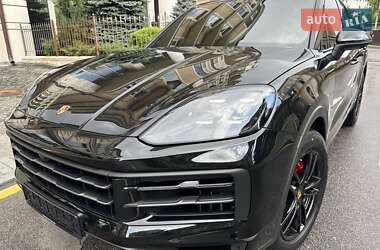 Внедорожник / Кроссовер Porsche Cayenne 2025 в Киеве